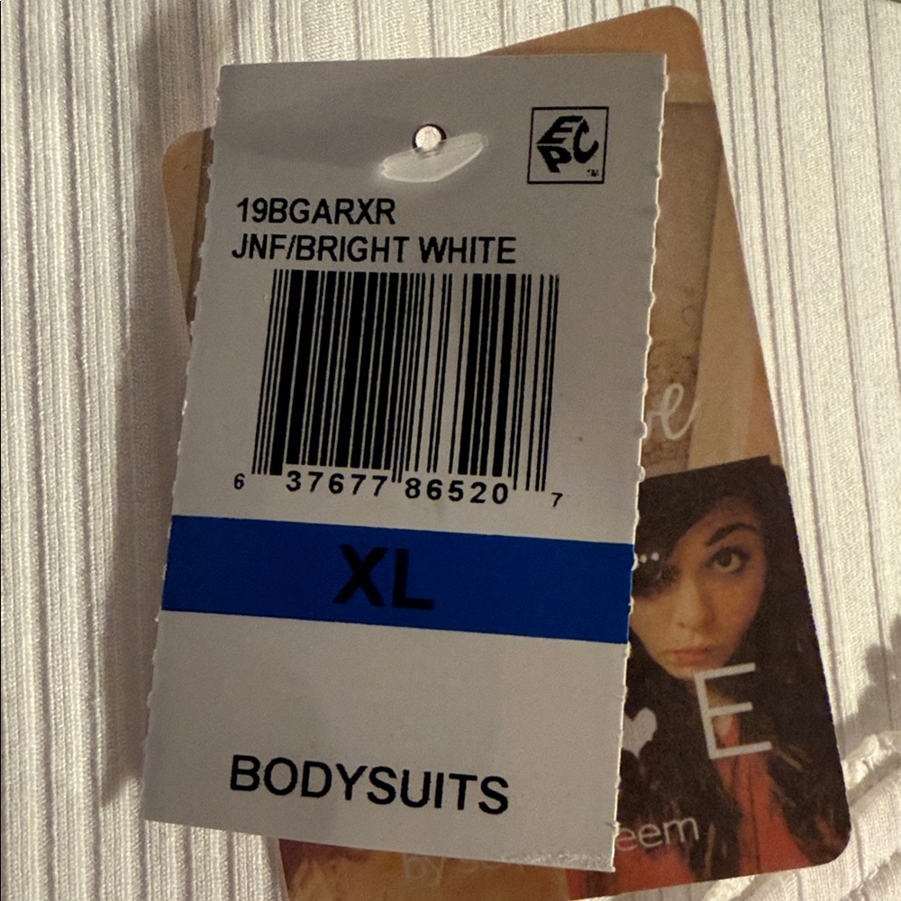White Ribbed Bodysuit - Picture 4 of 4